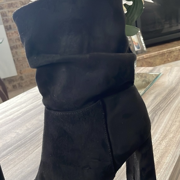 Brand new Suede Booties. - Picture 11 of 17